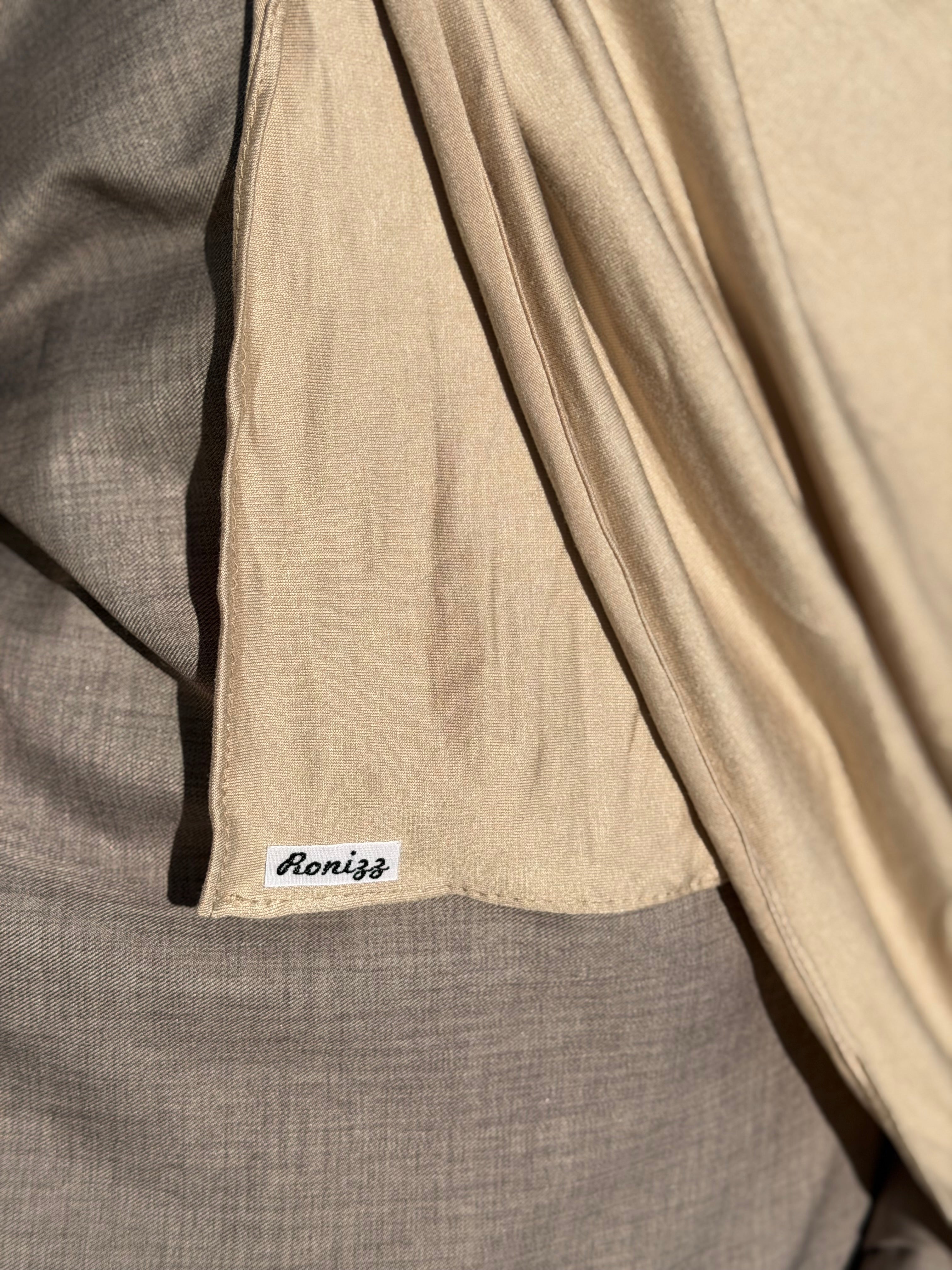 Hijab jersey coton naturel beige étiquette Ronizz 