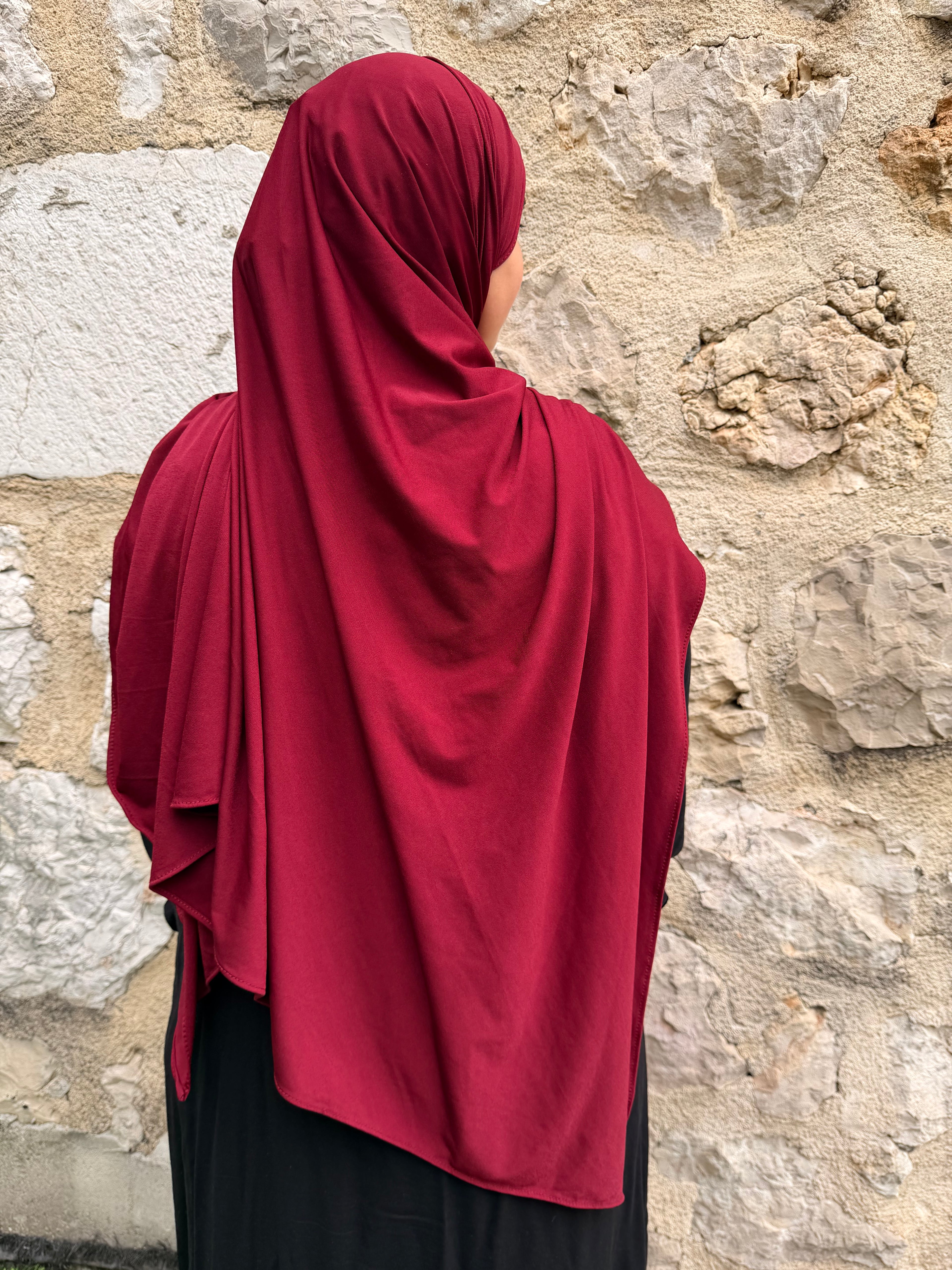 Hijab Triangle Multistyle Bordeaux | Jersey Premium | Ronizz